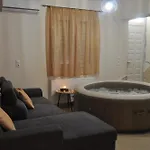 Manos House Hersonisos 招待所