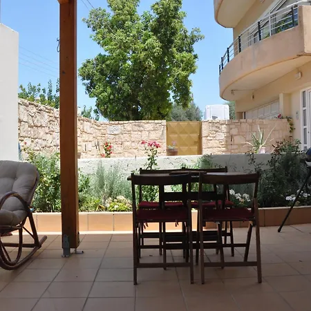 Manos House Hersonisos Pensión *